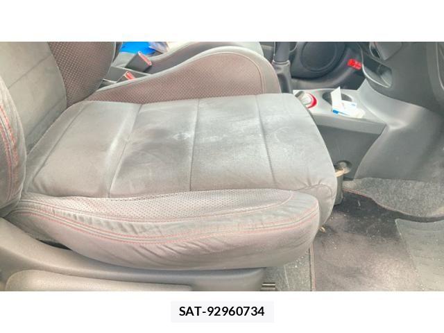 Nissan NOTE 2016-03 8100955-22