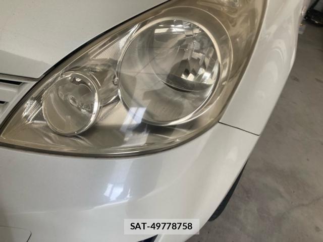 Nissan NOTE 2011-06 8100964-1