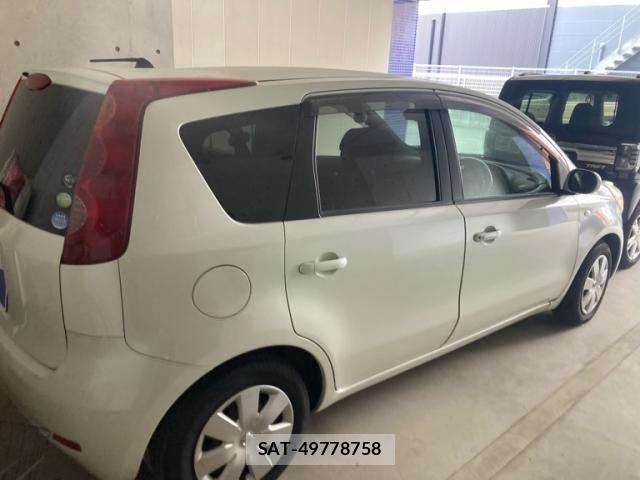 Nissan NOTE 2011-06 8100964-6