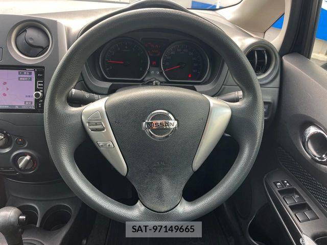 Nissan NOTE 2016-10 8100938-11