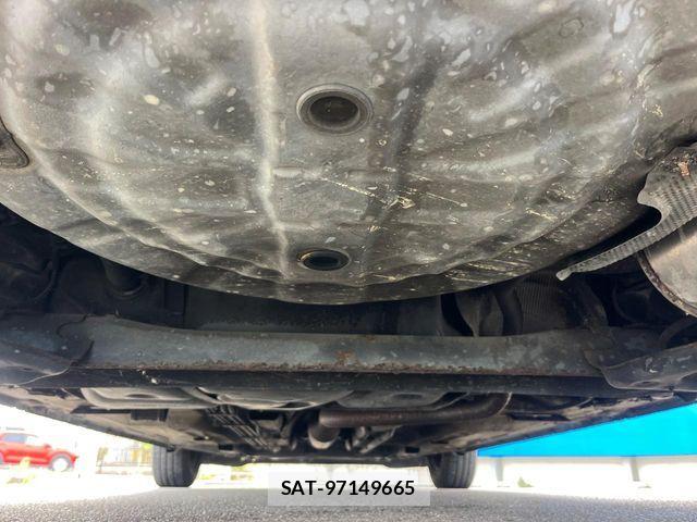 Nissan NOTE 2016-10 8100938-19