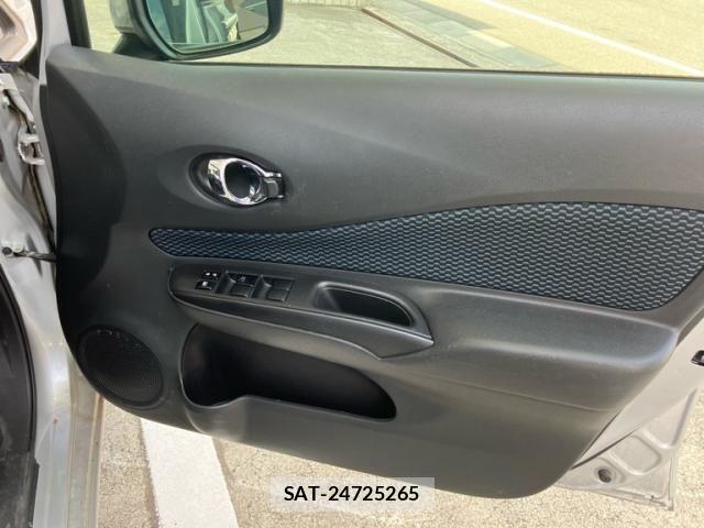 Nissan NOTE 2015-11 8100960-14