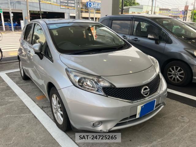 Nissan NOTE 2015-11 8100960-1
