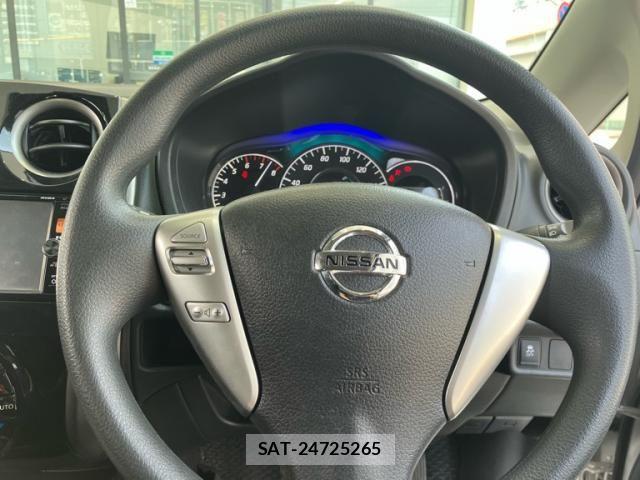 Nissan NOTE 2015-11 8100960-8