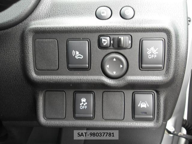 Nissan NOTE 2020-06 8100927-12