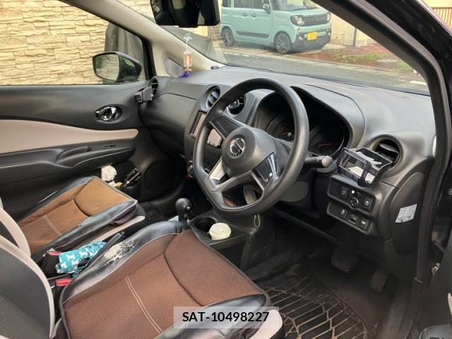 Nissan NOTE 2019-06 8100953-10
