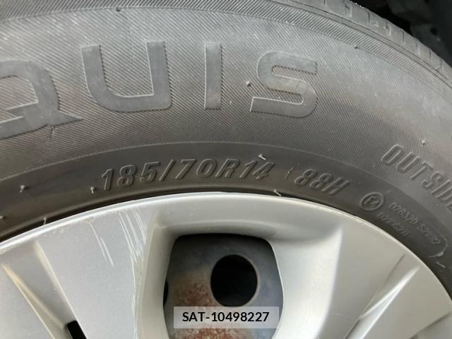 Nissan NOTE 2019-06 8100953-8