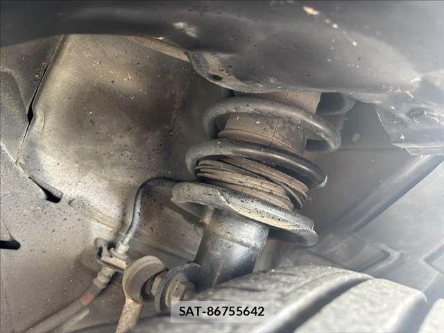 Nissan NOTE 2017-06 8100930-12