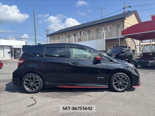 Nissan NOTE 2017-06 8100930-15