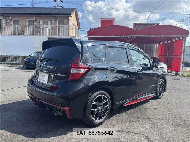 Nissan NOTE 2017-06 8100930-16