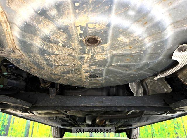 Nissan NOTE 2018-08 8100918-18