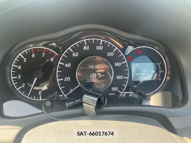 Nissan NOTE 2014-07 8100963-11