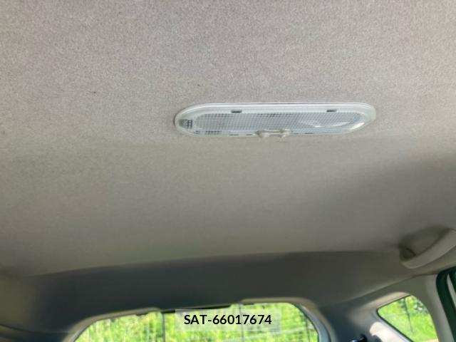 Nissan NOTE 2014-07 8100963-17