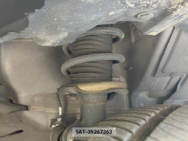 Nissan NOTE 2014-01 8100939-18