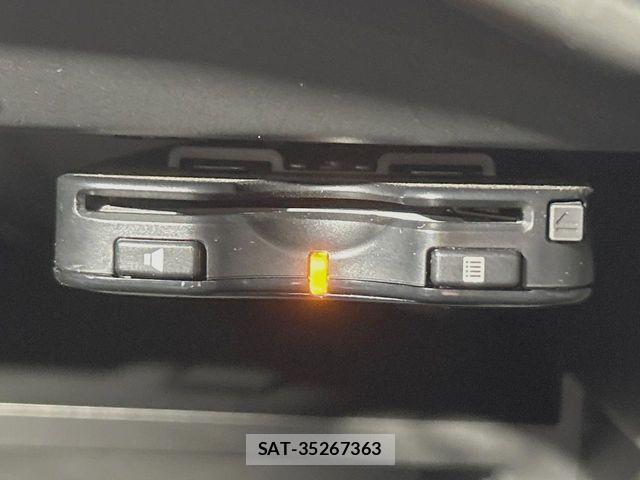 Nissan NOTE 2014-01 8100939-4