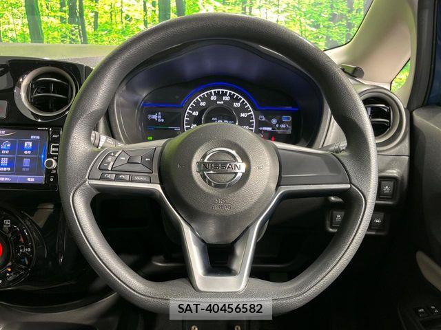 Nissan NOTE 2018-01 8100933-10