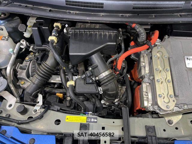 Nissan NOTE 2018-01 8100933-17
