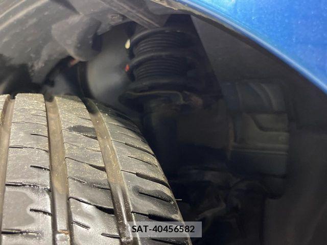 Nissan NOTE 2018-01 8100933-19