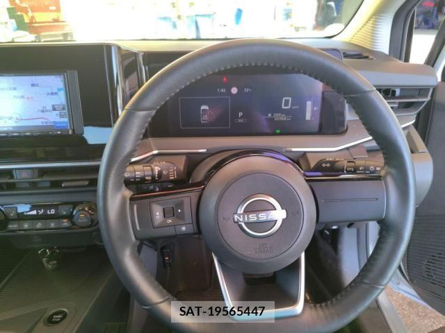 Nissan NOTE 2022-02 8100913-13