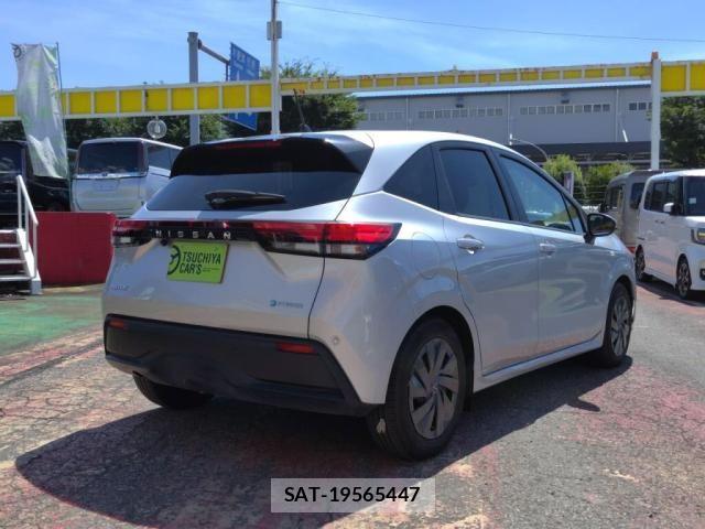 Nissan NOTE 2022-02 8100913-1