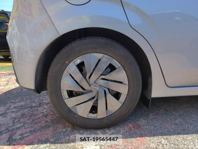 Nissan NOTE 2022-02 8100913-26