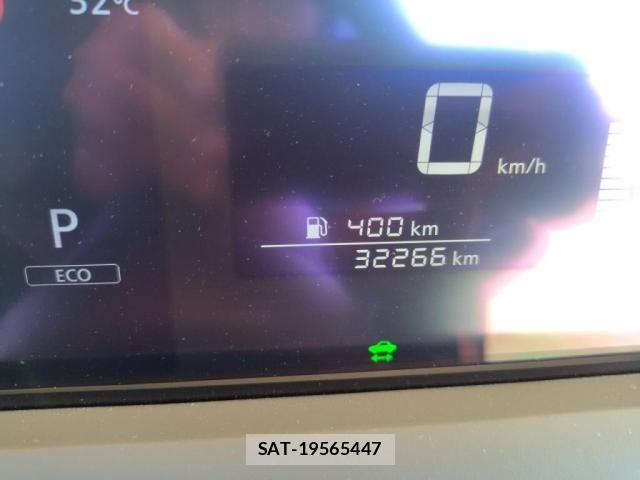 Nissan NOTE 2022-02 8100913-28