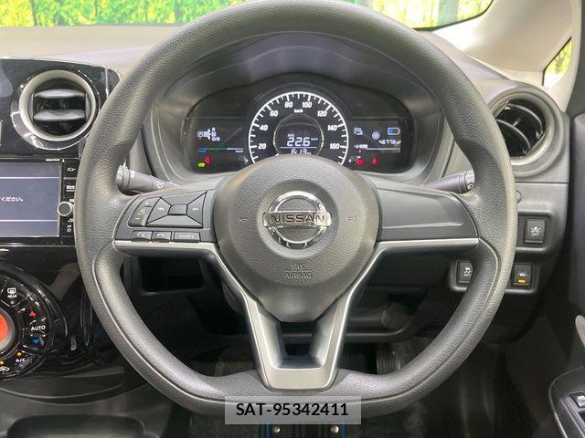 Nissan NOTE 2017-09 8131692-10