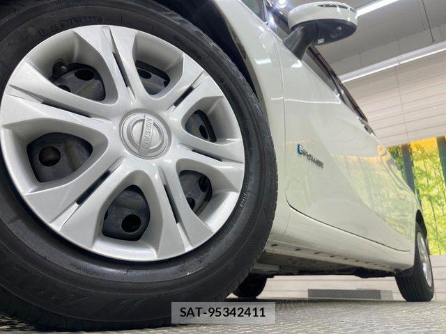 Nissan NOTE 2017-09 8131692-12