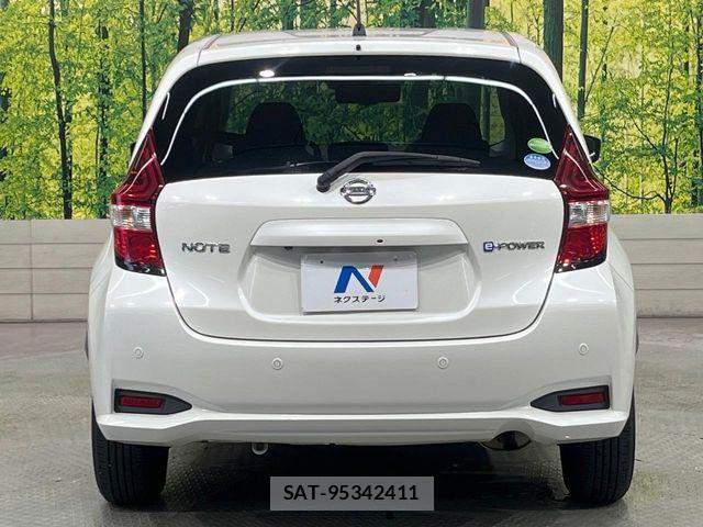 Nissan NOTE 2017-09 8131692-14
