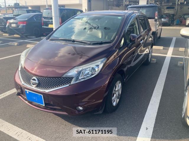 Nissan NOTE 2016-02 8131711-0