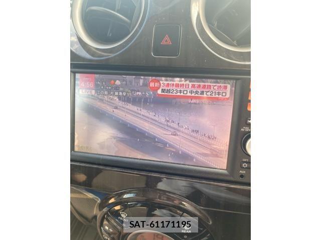 Nissan NOTE 2016-02 8131711-15