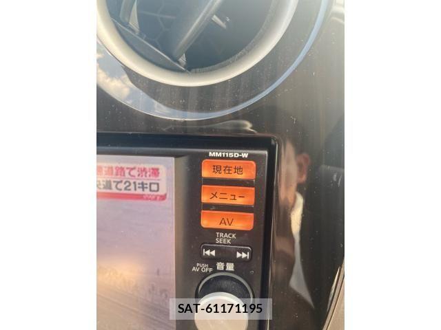 Nissan NOTE 2016-02 8131711-17