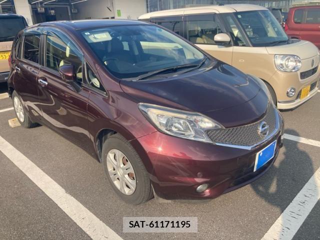 Nissan NOTE 2016-02 8131711-1