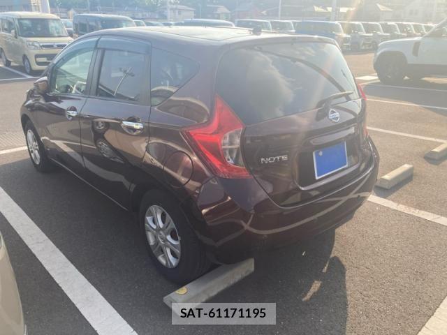 Nissan NOTE 2016-02 8131711-3