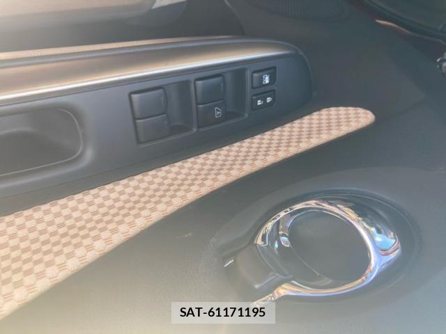 Nissan NOTE 2016-02 8131711-8