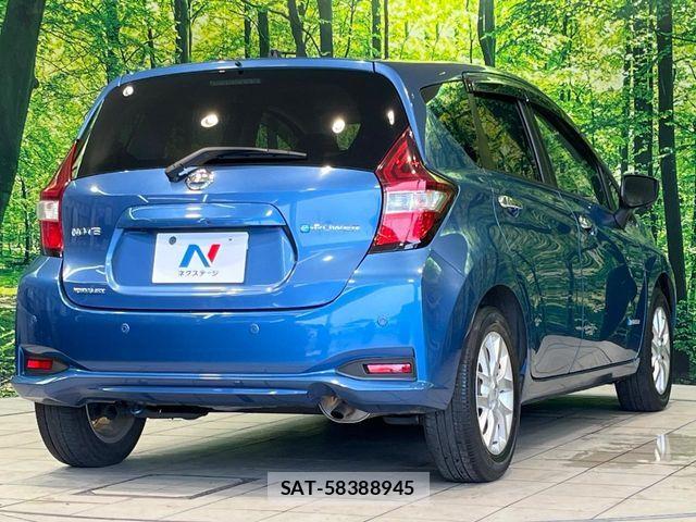 Nissan NOTE 2017-06 8131688-16