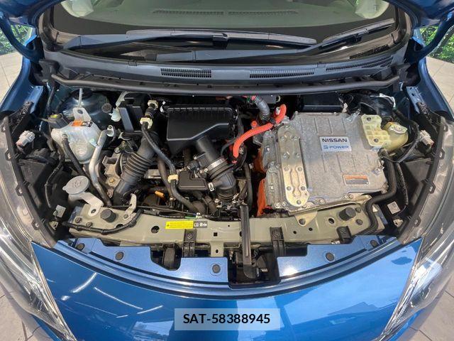 Nissan NOTE 2017-06 8131688-17