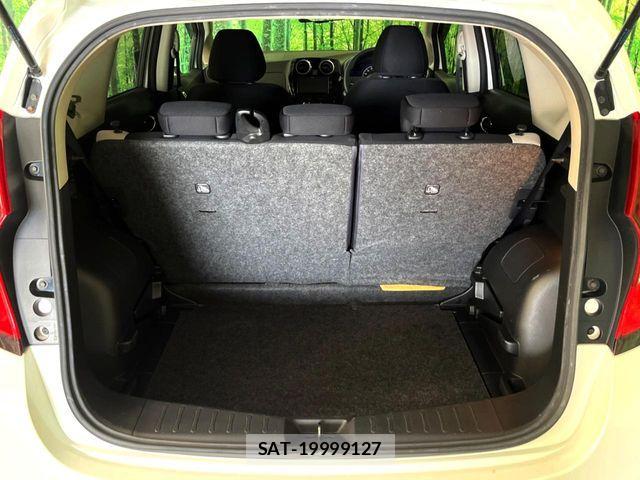 Nissan NOTE 2019-04 8131695-13