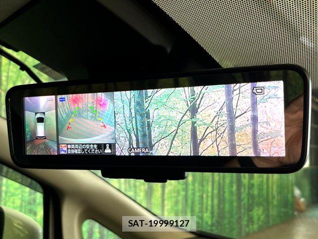 Nissan NOTE 2019-04 8131695-4