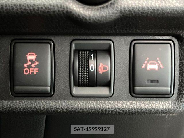 Nissan NOTE 2019-04 8131695-6
