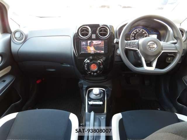 Nissan NOTE 2017-11 8131699-2