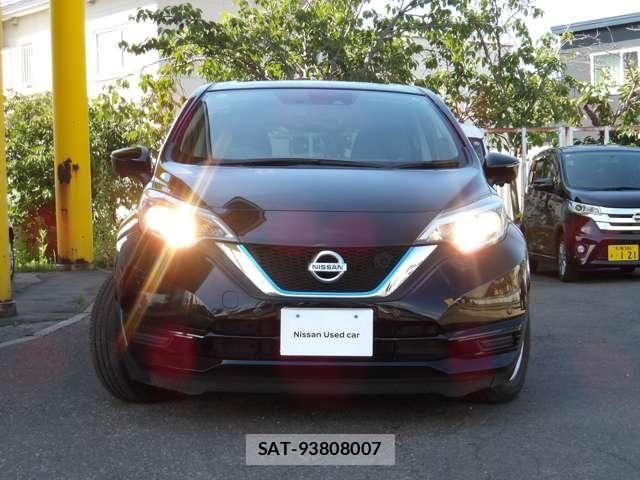 Nissan NOTE 2017-11 8131699-3