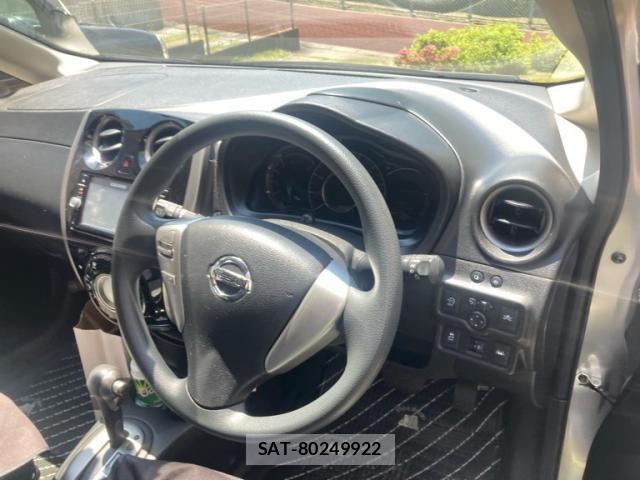 Nissan NOTE 2015-12 8131706-12
