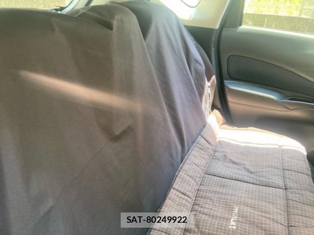 Nissan NOTE 2015-12 8131706-14