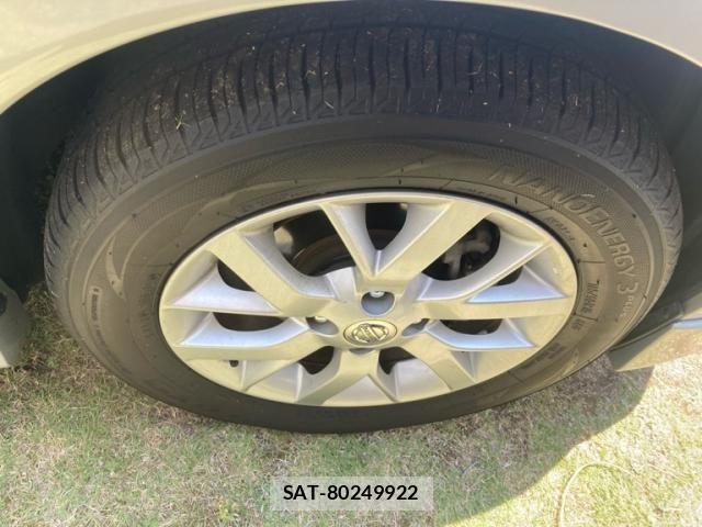 Nissan NOTE 2015-12 8131706-2