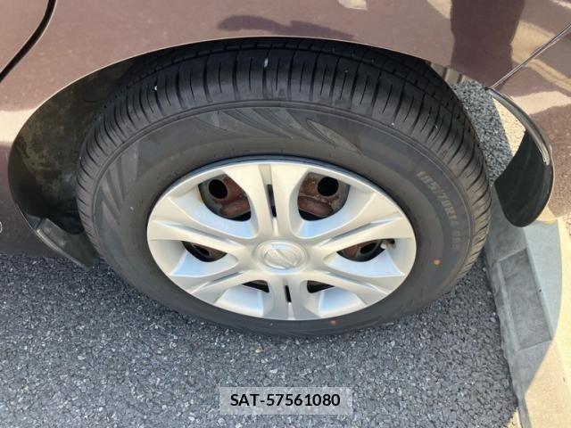 Nissan NOTE 2014-09 8131714-6
