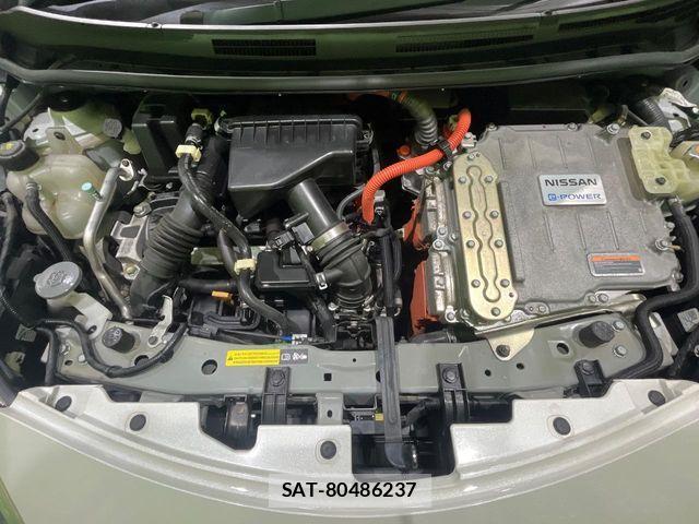 Nissan NOTE 2018-11 8131701-18