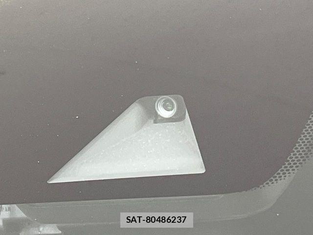 Nissan NOTE 2018-11 8131701-4