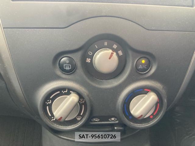 Nissan NOTE 2012-09 8131713-22