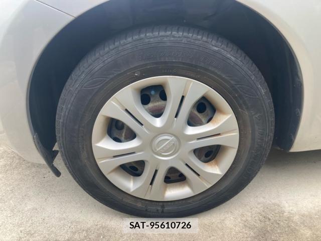Nissan NOTE 2012-09 8131713-5